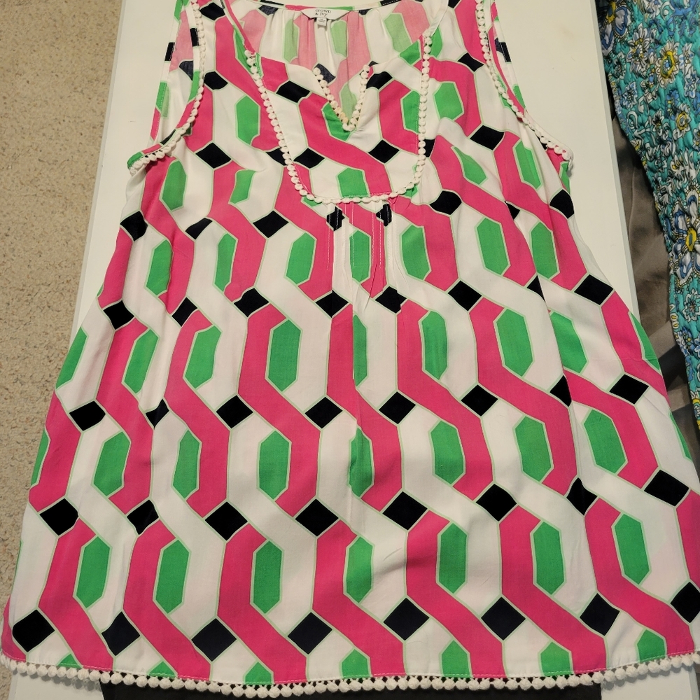 Crown & Ivy  Sleeveless  Top